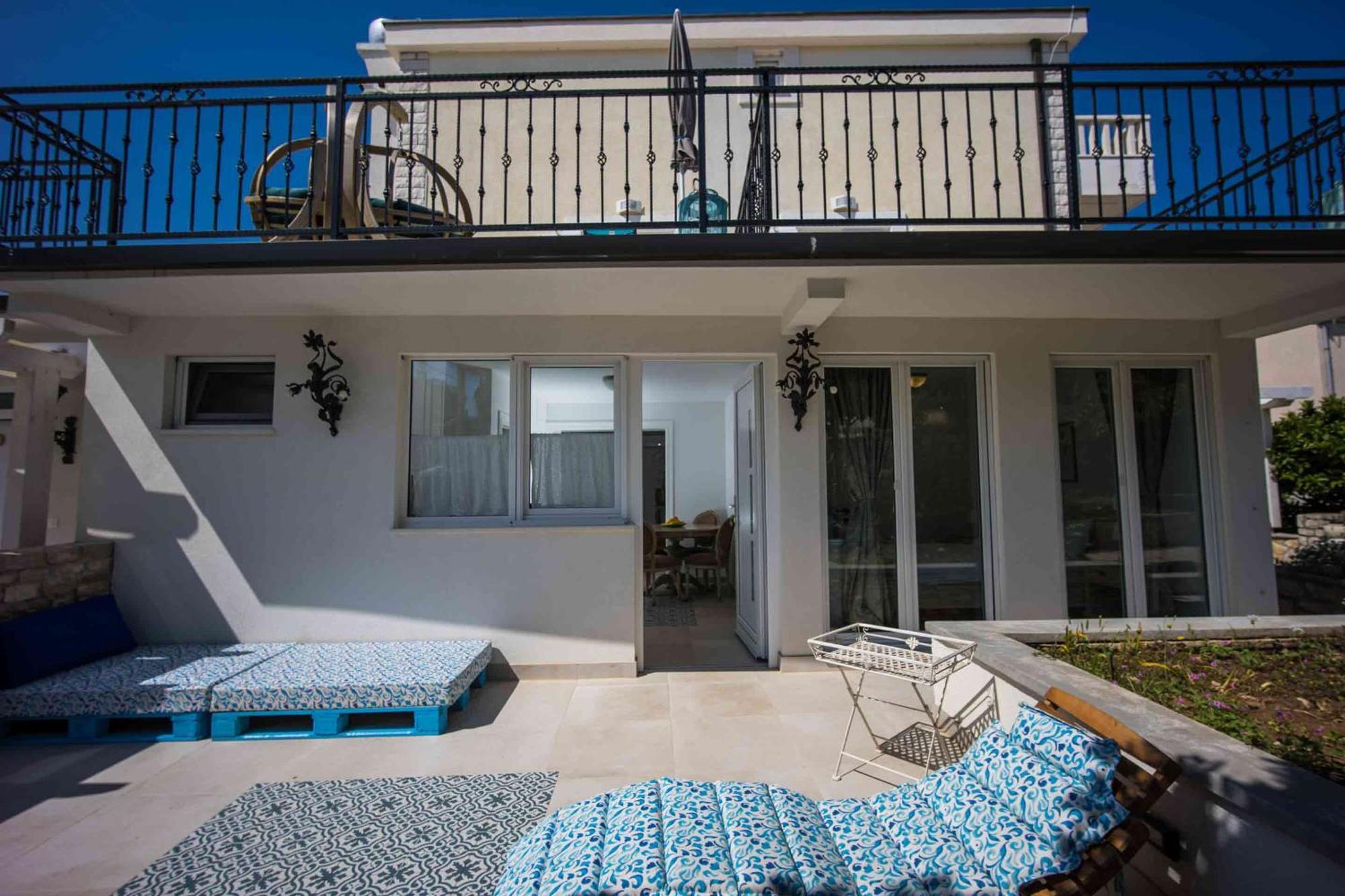 Boutique Guesthouse Sveti Petar, On The Beach, Heated Pool & Boat Berth - Adult Only Necujam Bilik gambar