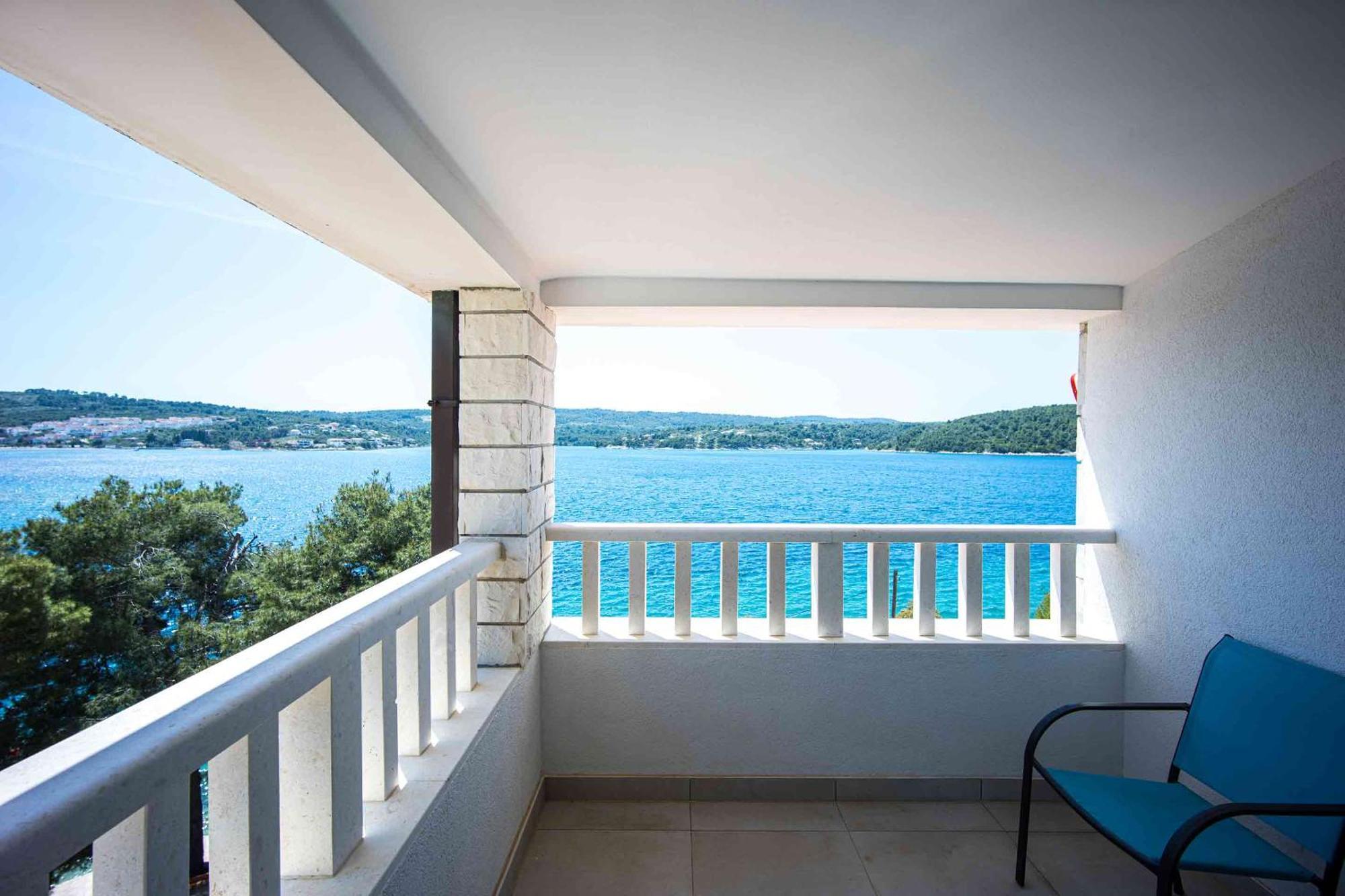 Boutique Guesthouse Sveti Petar, On The Beach, Heated Pool & Boat Berth - Adult Only Necujam Bilik gambar